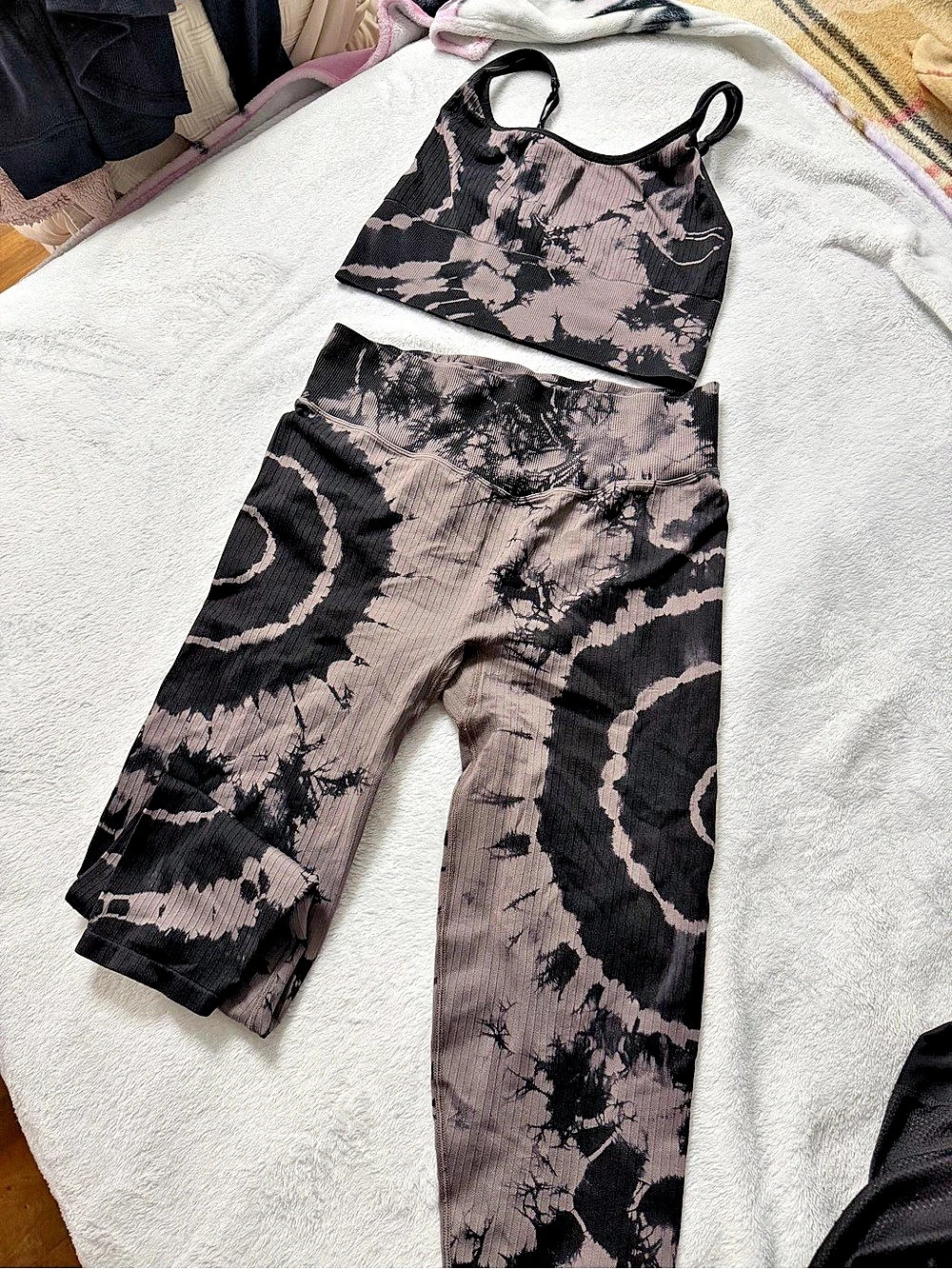 PINK Tie-Dye Active Set XL